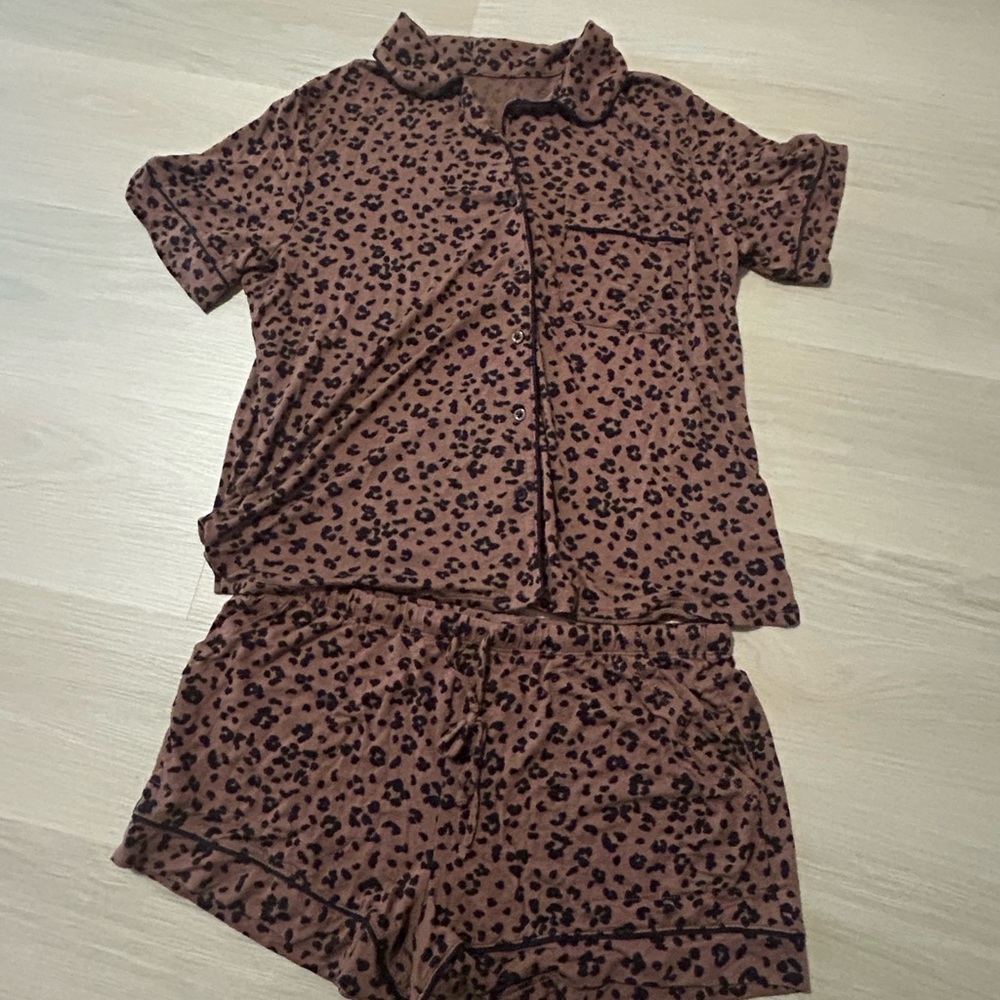 Leopard Print Pajama Set - Picture 2 of 5